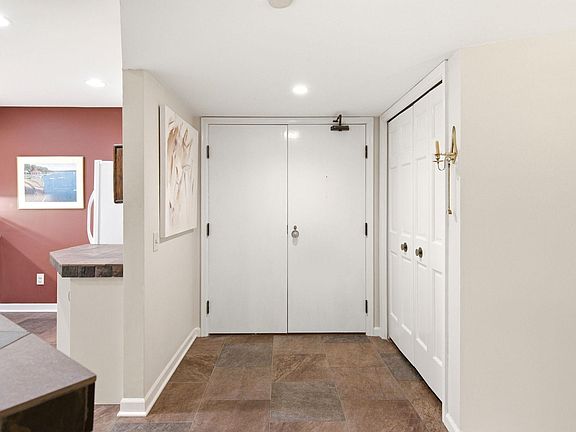 5th image of 14319 Stewart Ln APT 207