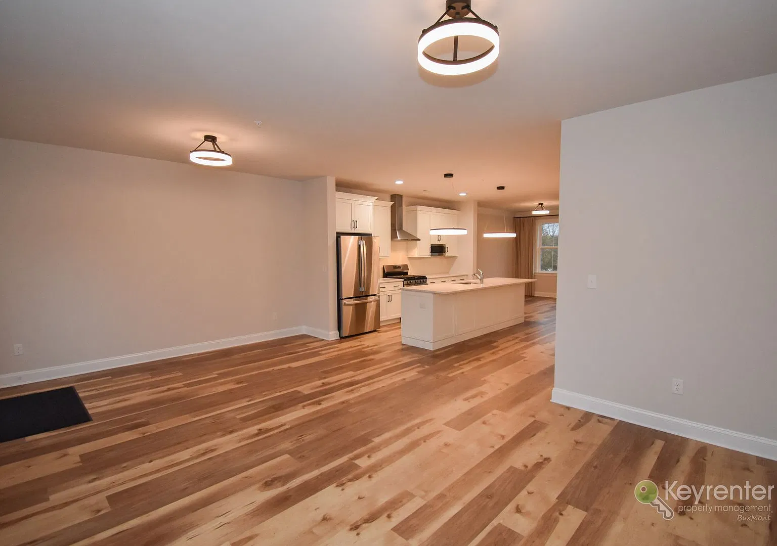 4 Bed, 3.5 Bath Townhome in Avondale Walk — Photo 3