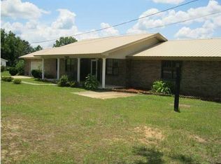 7601 Raines Rd, Century, FL 32535