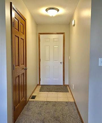 2nd image of 3022 Warwickshire Dr
