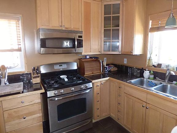 5th image of 4590 34th St
