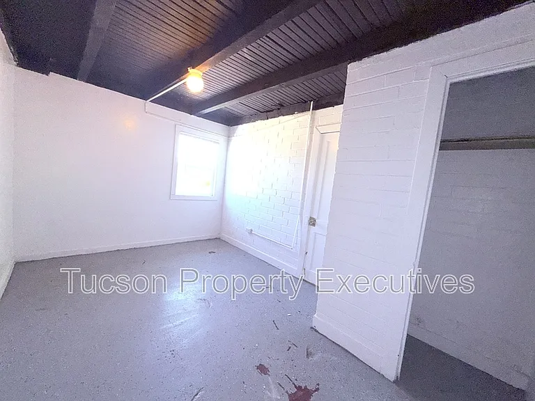3218 E Benson Hwy #25 — Photo 2