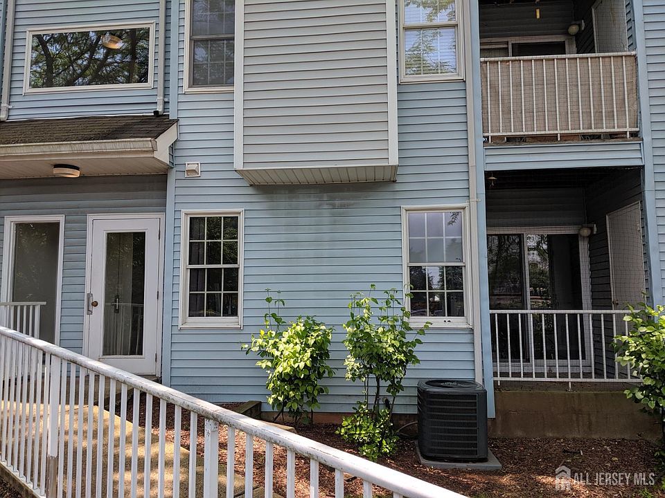 1st image of 111 Edpas Rd