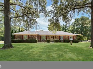 6659 Lana Ct W, New Palestine, IN