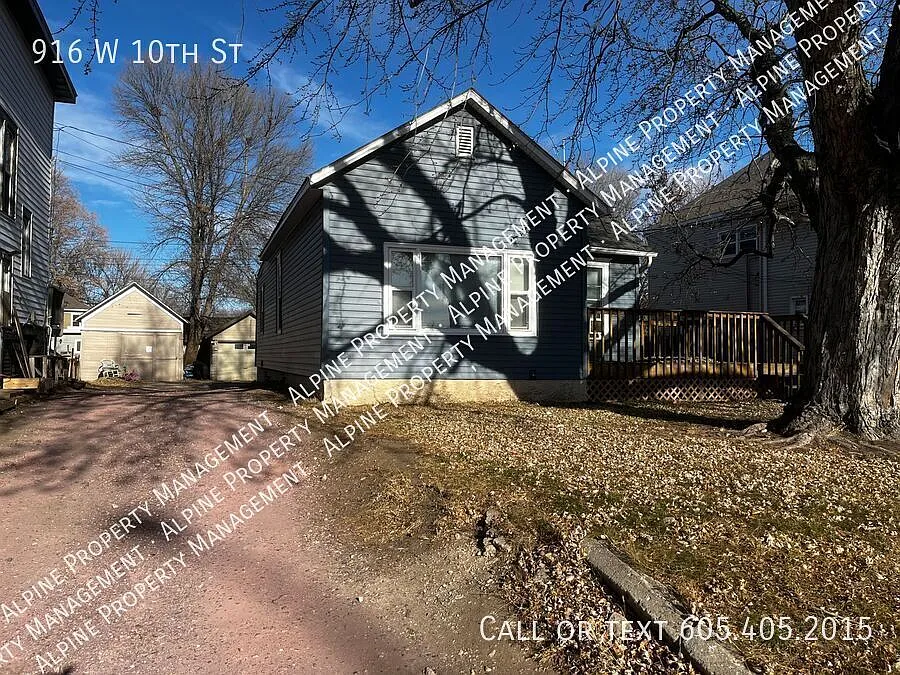 2 Bed/1 Bath Single Family Home for Rent near Downtown!! — Photo 2