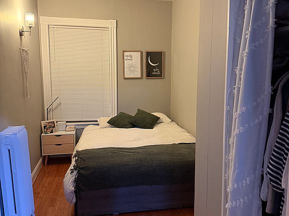 3rd image of 32 Winchester St APT 6