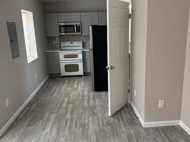 4514 Post Rd #A — Photo 7