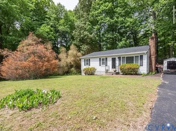 6408 Ware Rd, Quinton, VA 23141