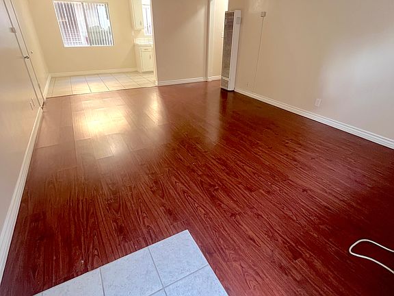 5th image of 550 Silverwood Ave APT B