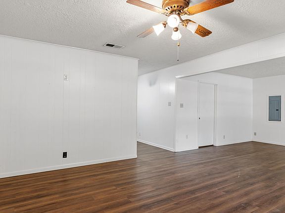 5th image of 2812 Rampy Ave