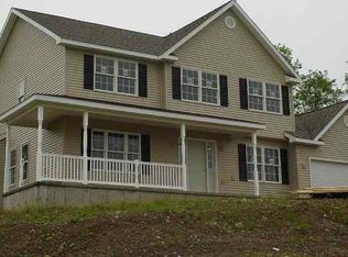 16 Queens Gate Dr, Greenwich, NY 99999