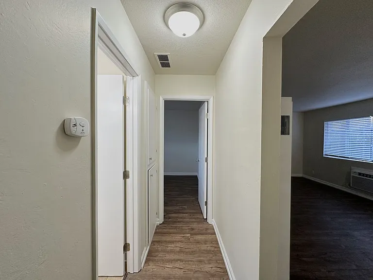 Lincoln Courtyards at 531 Glendora Avenue — Photo 32