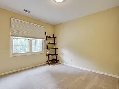 9536 Manor Rd — Photo 15