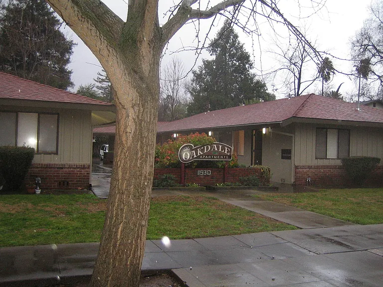 1530 Oakdale Street — Photo 1