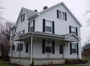 209 S Cross St, Brighton, IL 62012