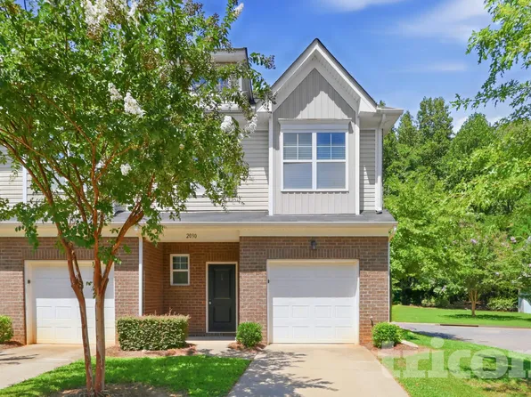 2030 Aragon Ln, Gastonia, NC 28056