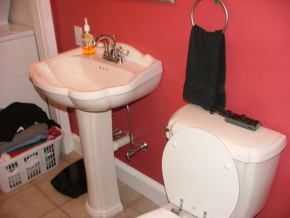1/2 bath with laundry