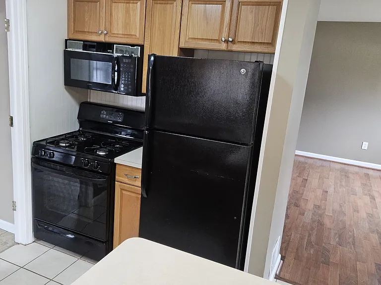 1170 E Harwood Ave — Photo 8