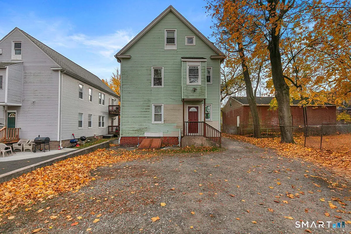 2 bed, 1.0 bath, 1080 sqft, $1,700 — Photo 4