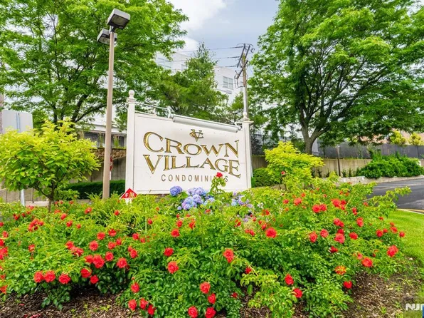 400 Crown Ct APT 581, Edgewater, NJ 07020