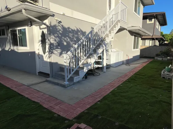 2336 Coyne St #2, Honolulu, HI 96826