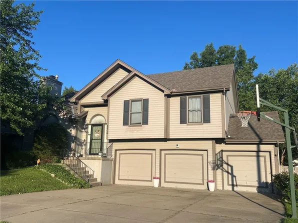 8804 N Anita Ave, Kansas City, MO 64154