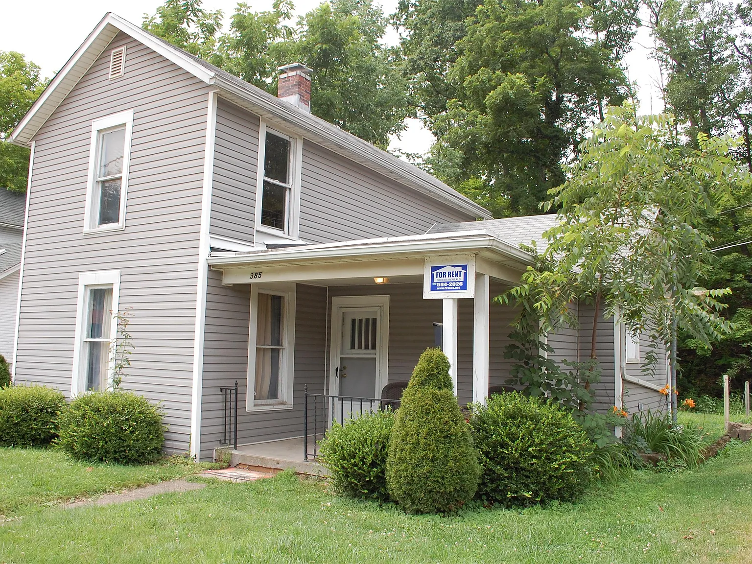385 Richland Avenue - Single House — Photo 1