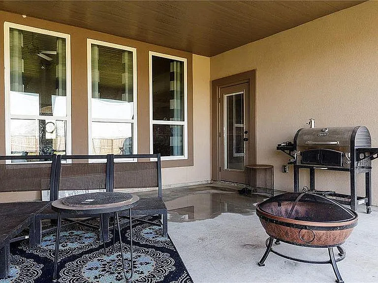 2126 Arman St — Photo 34