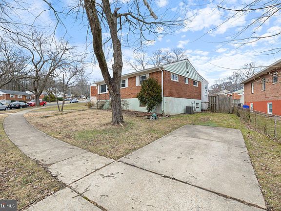 3rd image of 11224 Ashley Dr