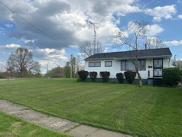 1st image of 1171 Doris Dr