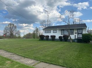 1171 Doris Dr, Hubbard, OH 44425
