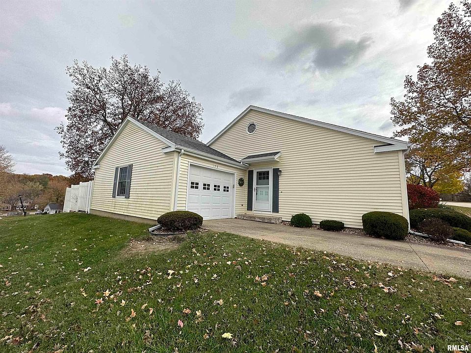 2nd image of 175 Arlington Dr
