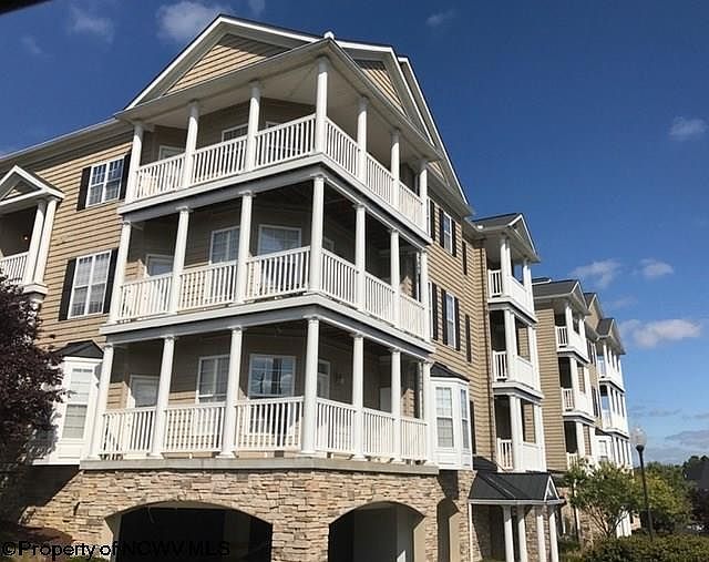 2824 Suncrest Vlg, WV 26505 Zillow