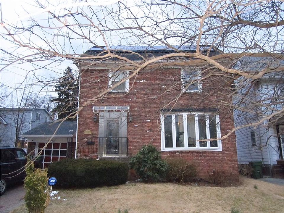 2nd image of 11 W Gibbons St
