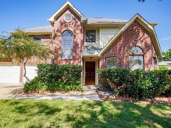 2nd image of 8514 Rose Garden Dr