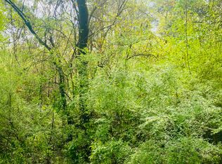 16 Gardiner Pl, Laurel, MS 39440