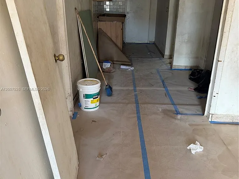 7300 Harding Ave #6 — Photo 3