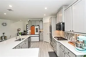 3819 Ethan Park Ct — Photo 5