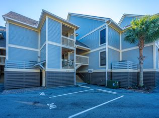 242 Little Oak Island Dr, Folly Beach, SC 29439