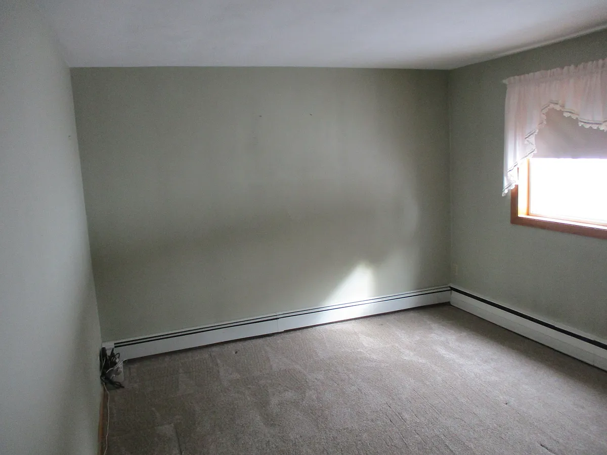 Building Photo - 38 Jacqueline Rd #B