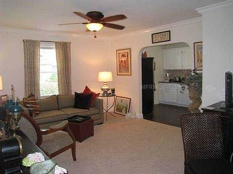 4th image of 303 E 10th Ave