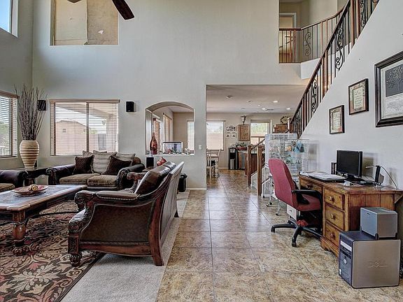 4th image of 10404 W Albeniz Pl