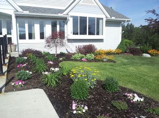 16-312 1b Yale Varsity, Ann Arbor, MI 48103