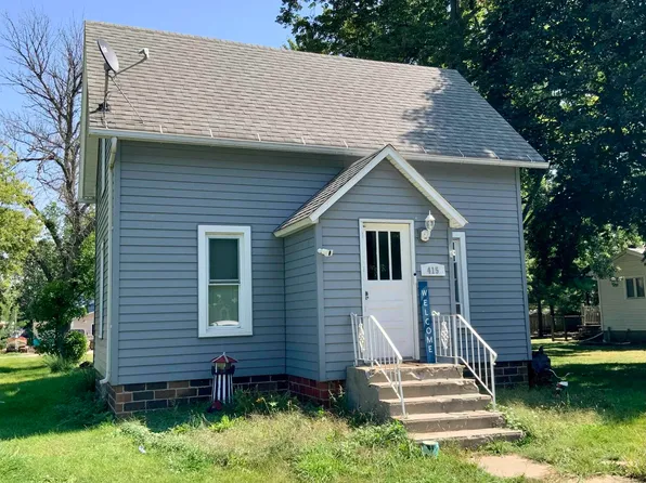 415 S Oswego St, Pomeroy, IA 50575