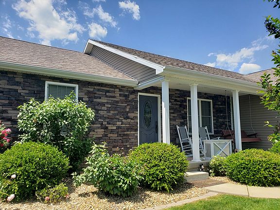 2nd image of 839 Tipton Ln
