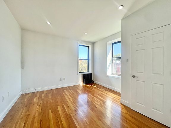 3rd image of 330 Lewis Ave #3A