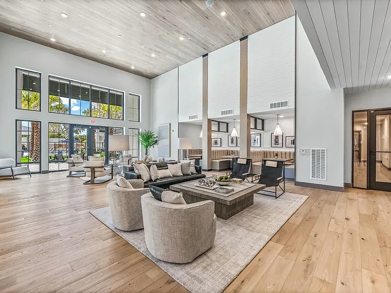 Rowan Pointe