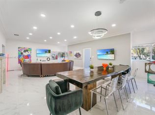 1532 NE 144th St, Miami, FL 33161