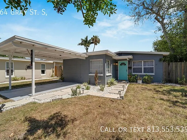 664 Gray St S — Photo 1