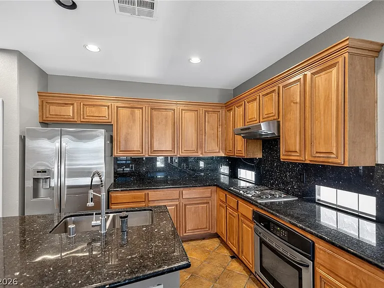 8307 Ivy Leaf St — Photo 7